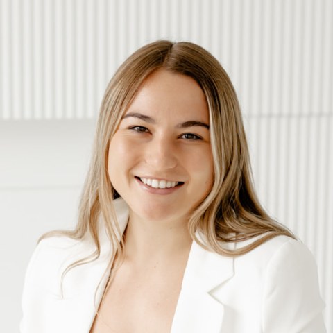 Dr. Kirsten Vandenheuvel, ND